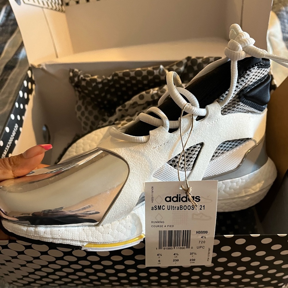 Stella McCartney x Adidas Collab Sneakers